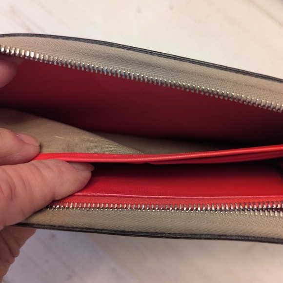 Celine Long Wallet with COA - Picture 10 of 11